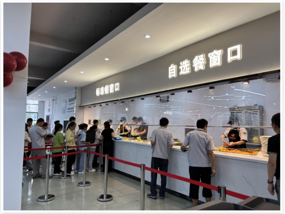 食堂承包的衛(wèi)生保障，臺裕膳食的清潔行動